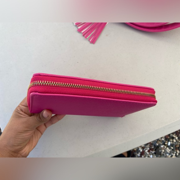 Handbag & wallet - Picture 5 of 10